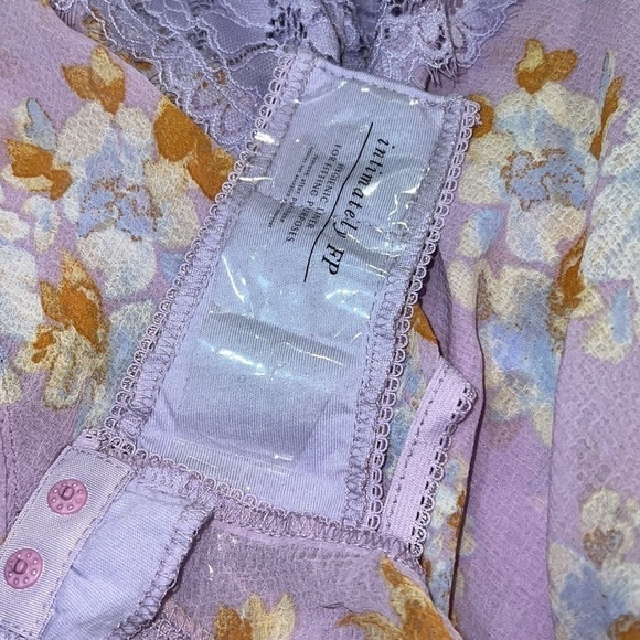 Free People Monday Morning Floral Bodysuit in Lilac Combo size Small - Picture 10 of 13